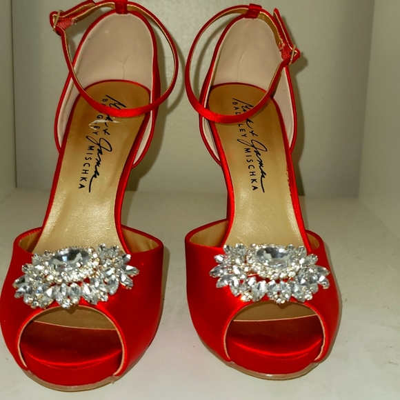 Shoes - Picture 1 of 3